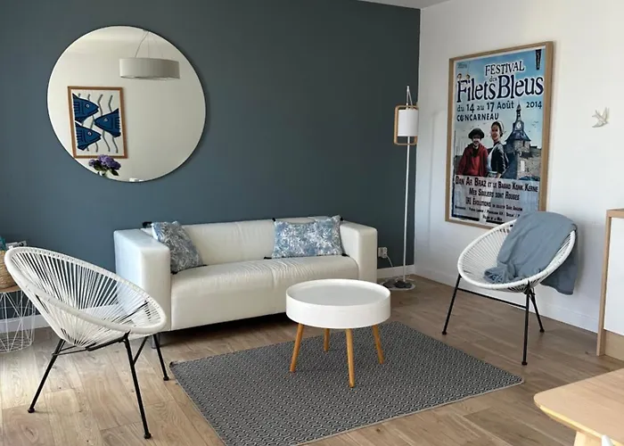 La Cale Du Bord De Mer